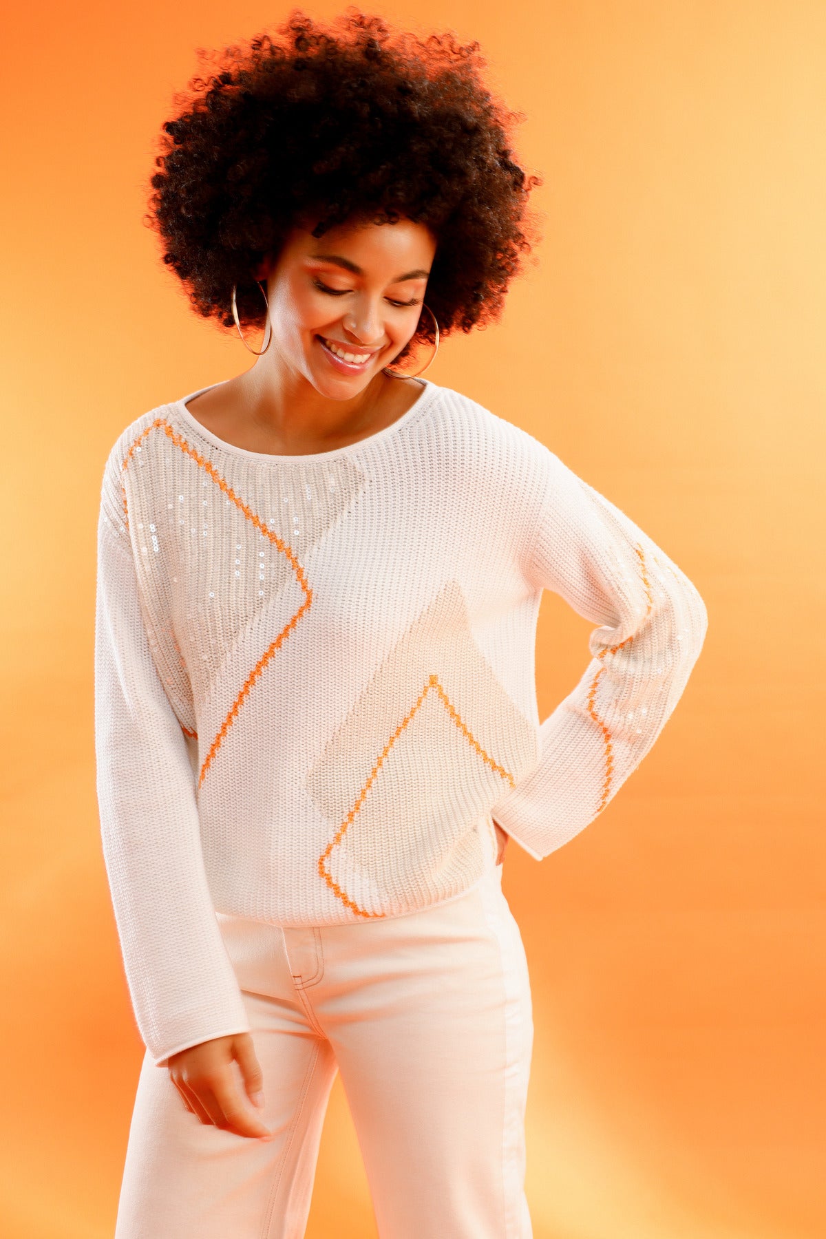 Off White Diamond Pattern Sweater - 410281