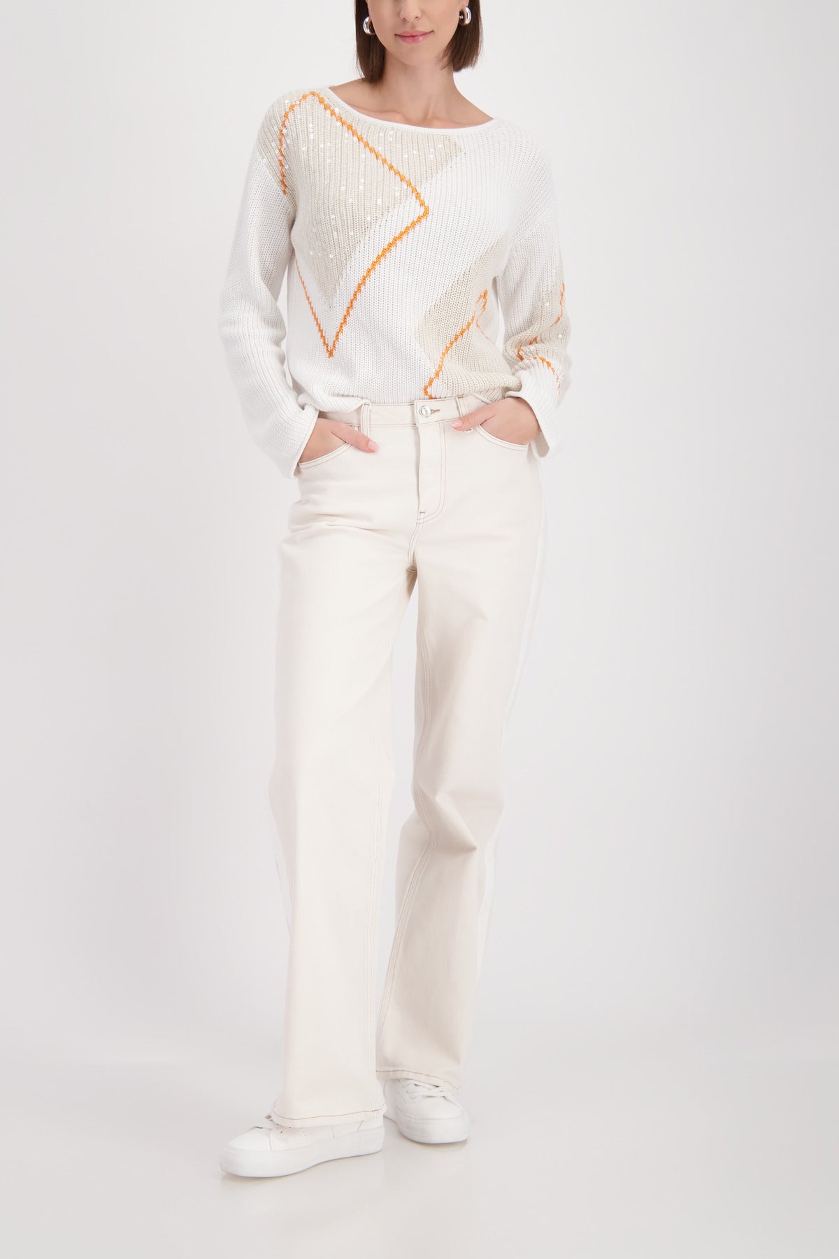 Off White Diamond Pattern Sweater - 410281