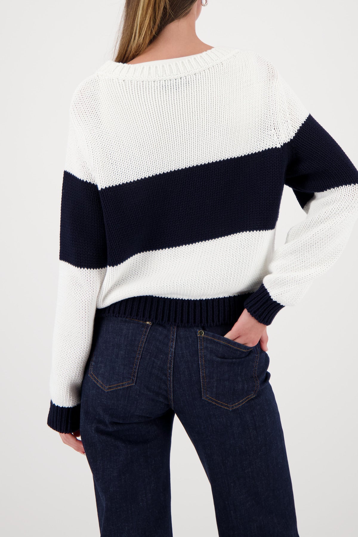 Marine Diamond Stripe Sweater - 410218