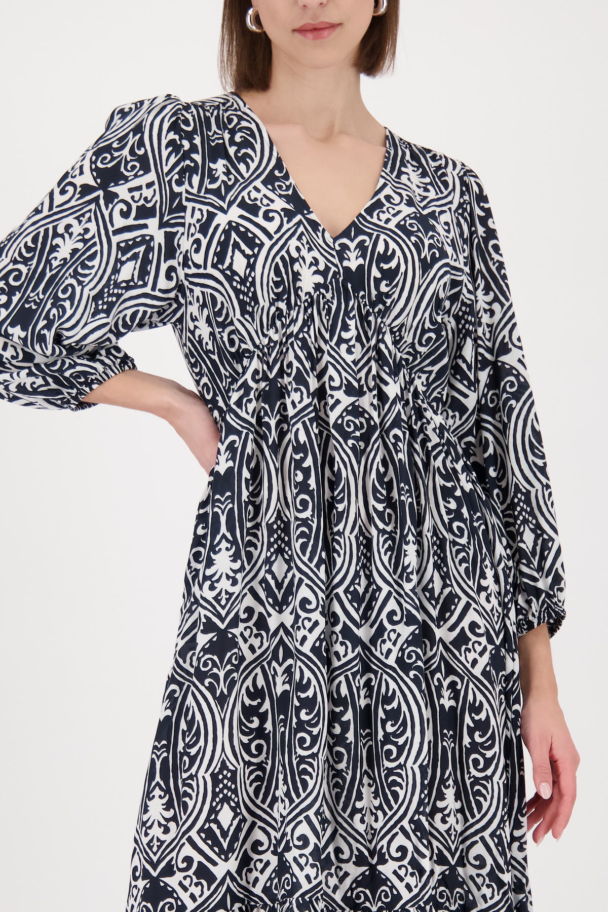 Black Print V Neck Dress - 410588