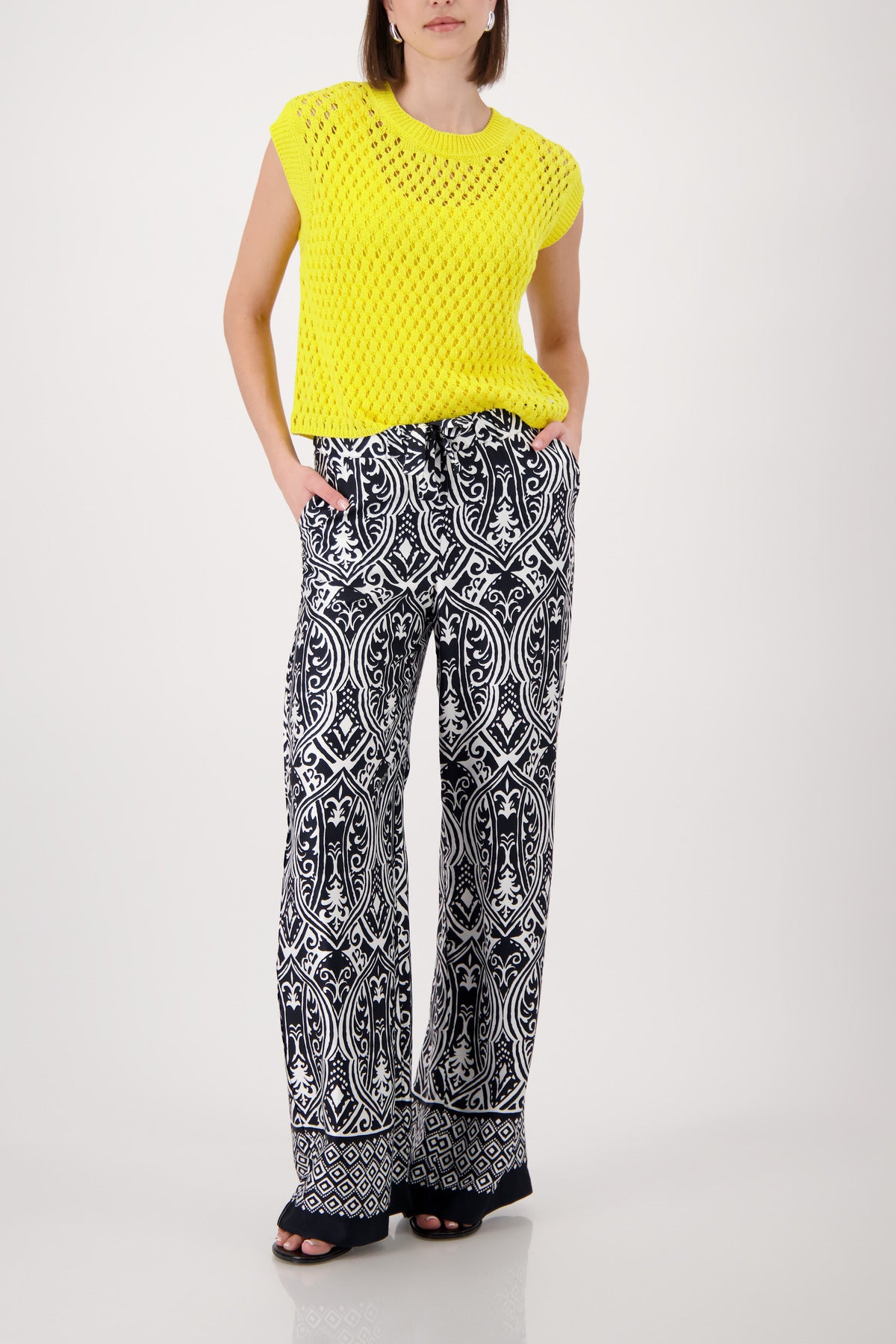 Black Print Palazzo Pants - 410595