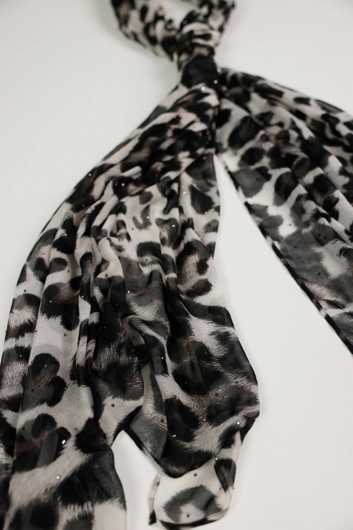 Brownie Leo Print Scarf - 809676