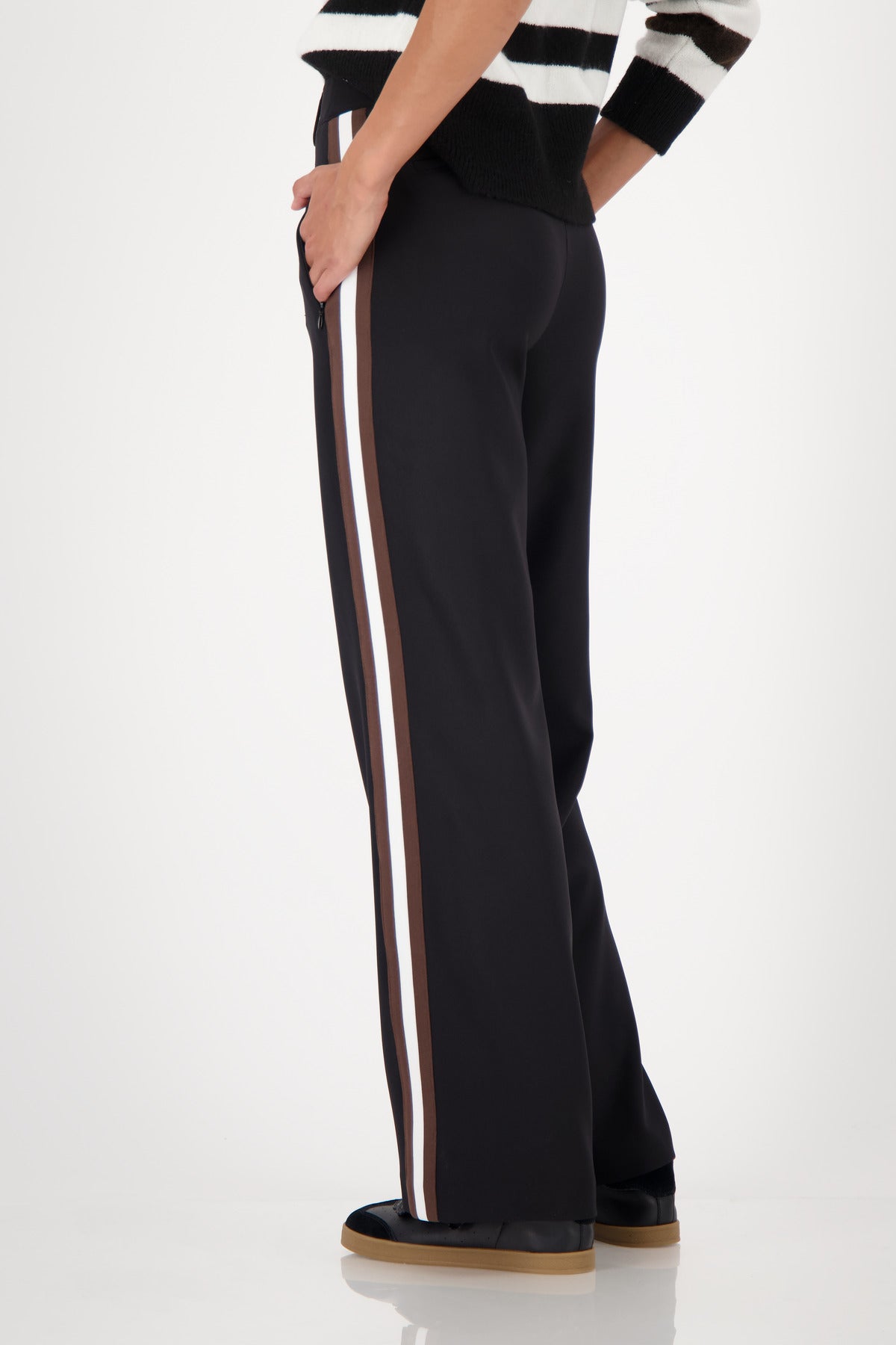 Black Straight Cut Trousers - 809696