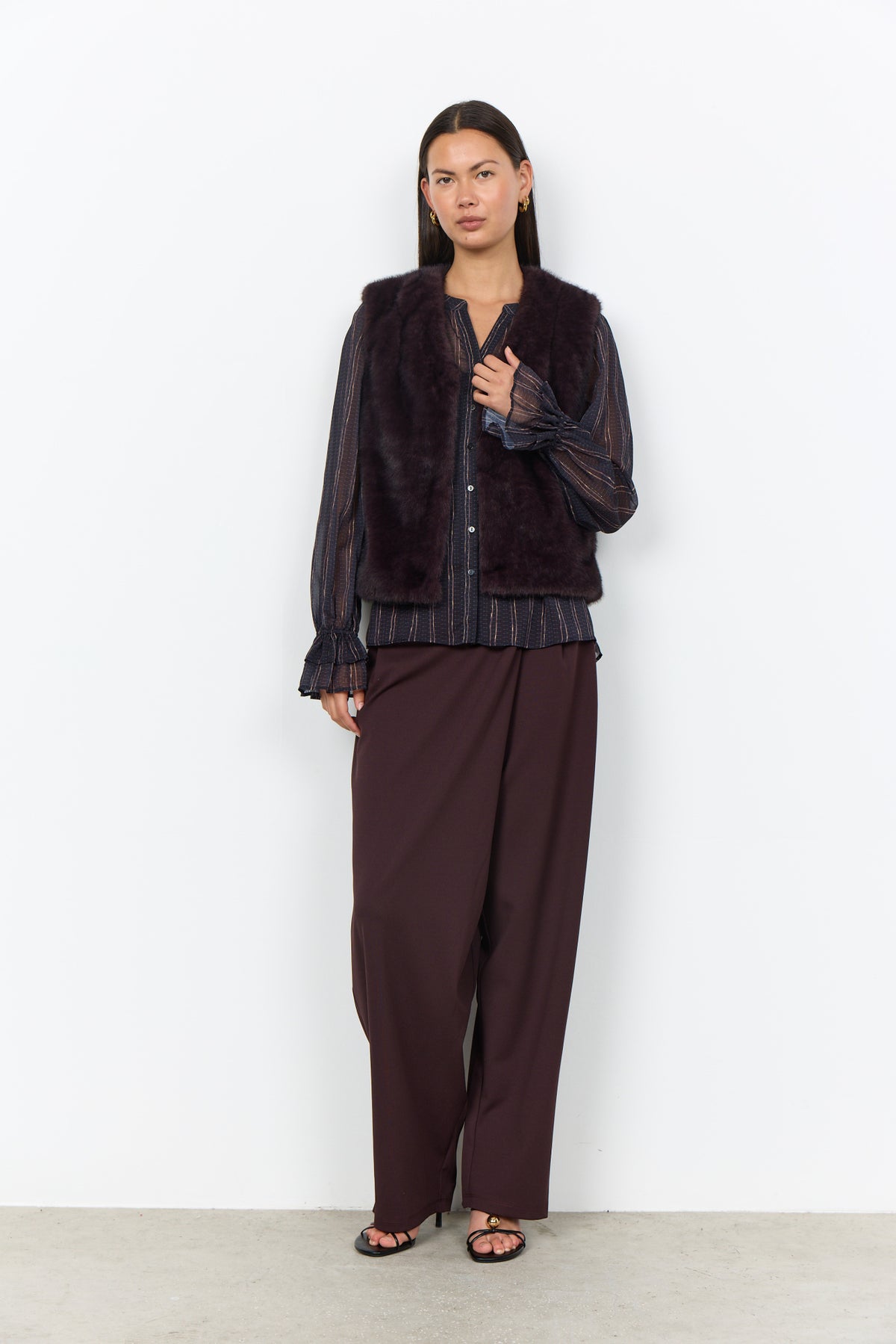 Haye 4 Chocolate Plum Faux Fur Gilet - 42069